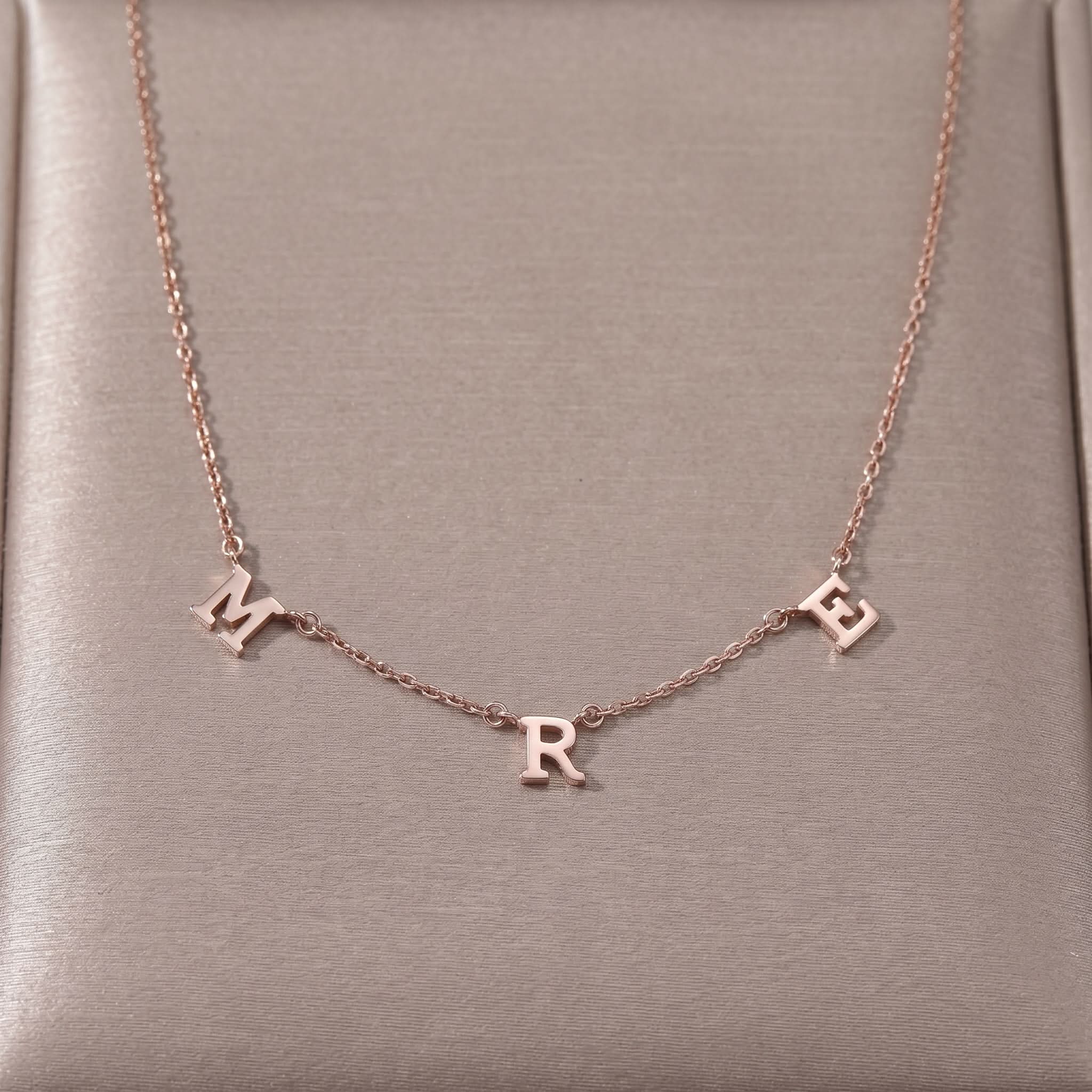 JWH personalized necklace gift